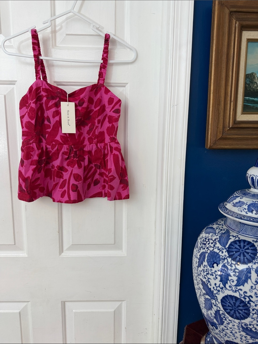 NWT Sim & Sam Vibrant Pink Floral Peplum Cami Tank Top Size Medium